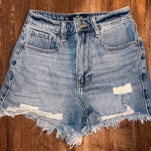 Hollister shorts. Size 00.